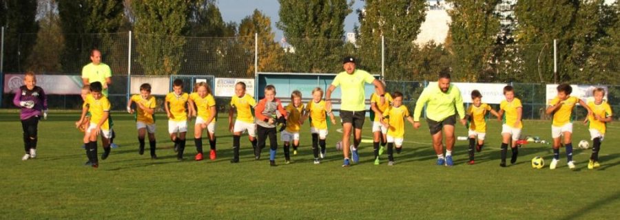 U10 - TĚŽKÝ ZÁPAS S KVALITNÍM SOUPEŘEM